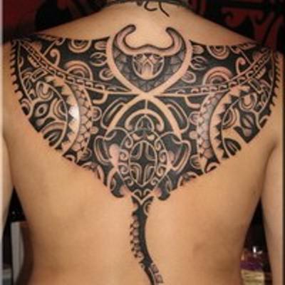 Tatouage polynésien du soleil