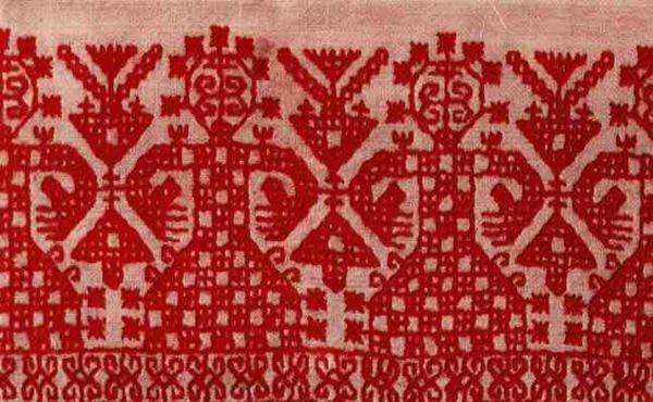 Serviette. Détail de la broderie. La fin du XIXe siècle. Région de Novgorod, district d'Ustyuzhinskiy. Couture double face.