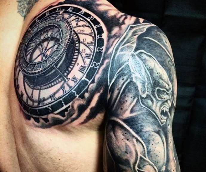 tatouage impressionnant