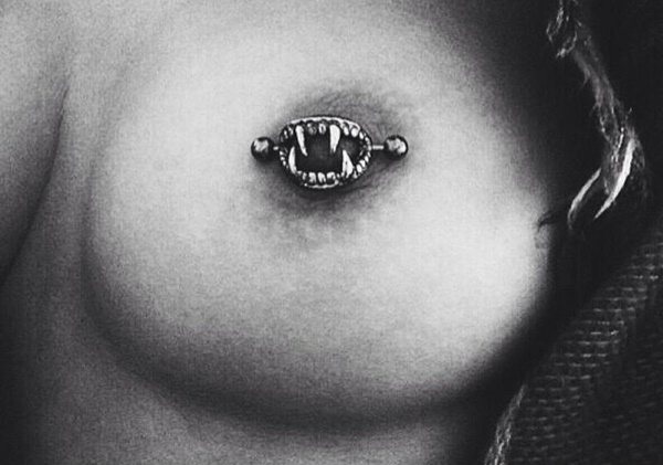 Piercing des mamelons chez les filles. Photos, critiques