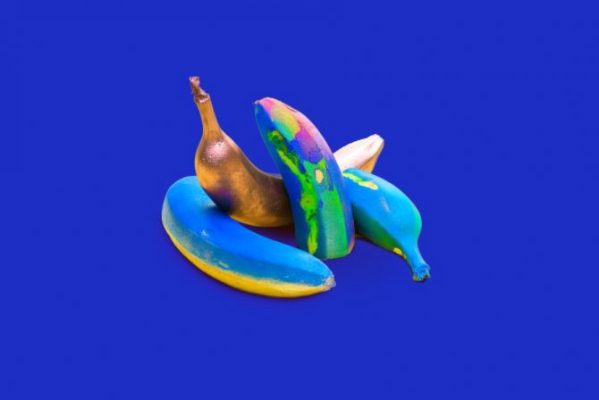bananes peintes