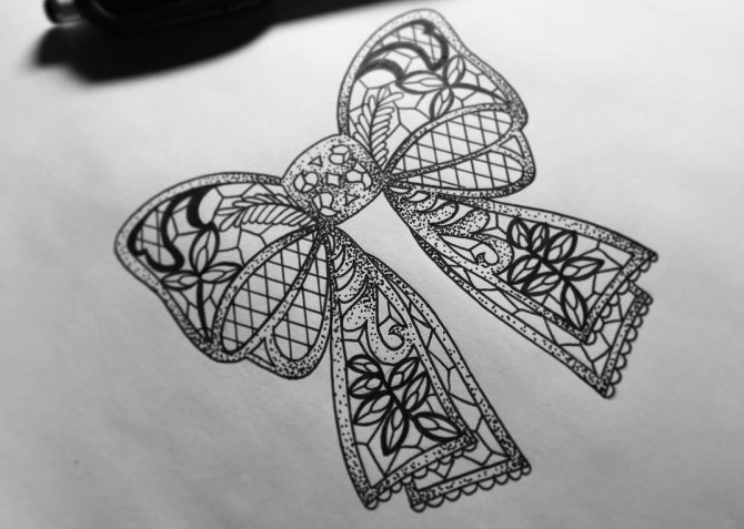 Motif de nœud pour tatouage en dentelle - motif très populaire
