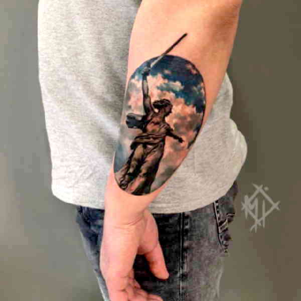 Tatouage de la mère patrie