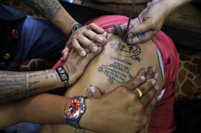 Tatouages magiques Sak yant