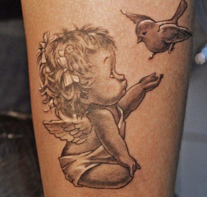 Anges fabuleux - tatouage sur le bras