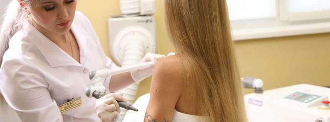 Difficultés d'examen des patients tatoués
