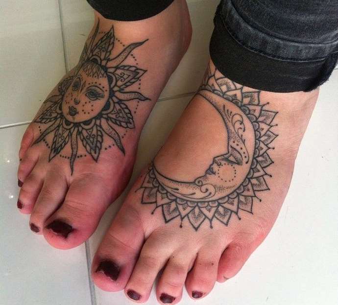 Tatouage du soleil et de la lune