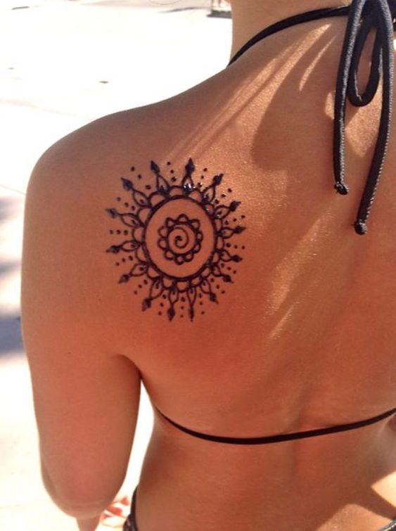 soleil sur mehendi