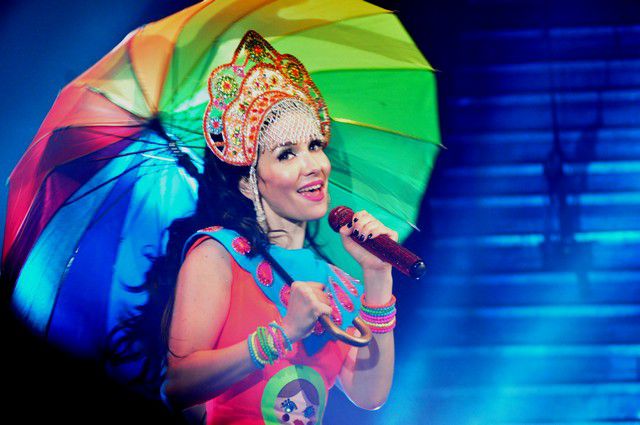 Ensoleillée et joyeuse, Natalia Oreiro a visité Omsk.