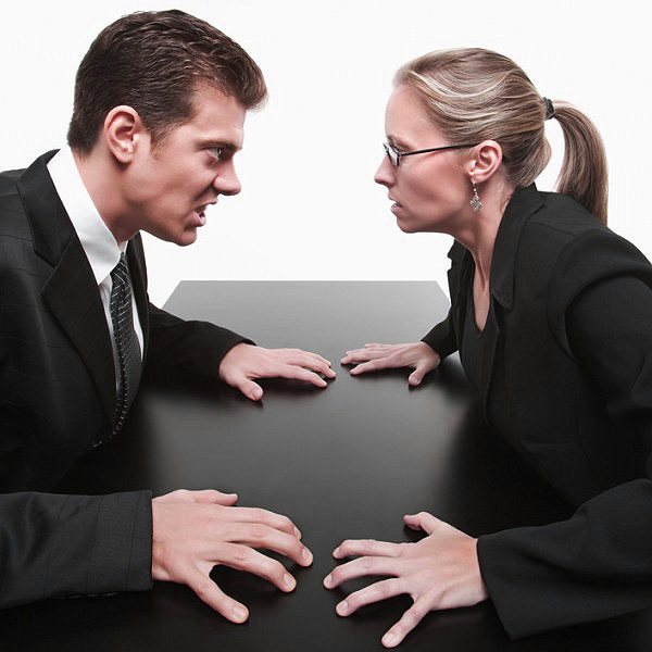 Compatibilité Serpent et Serpent dans le travail et l'amitié