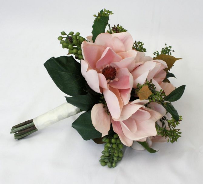 Bouquet de mariage en magnolia