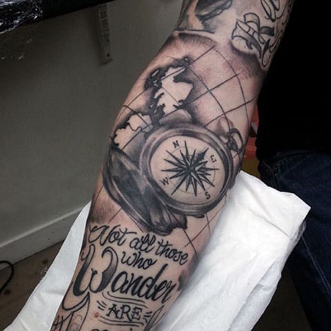 Tatouage du compas Tabby