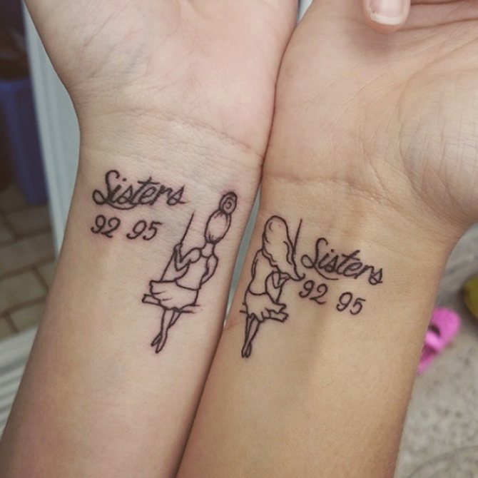 Ces tatouages rappelleront toujours aux sœurs qu'elles sont ensemble.
