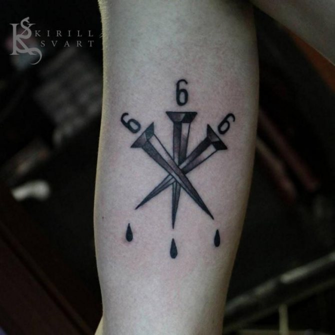 Tatouage 666 (47 photos) - signification, motifs de tatouage amusants sur le visage, au-dessus du sourcil, du cou, de la main.