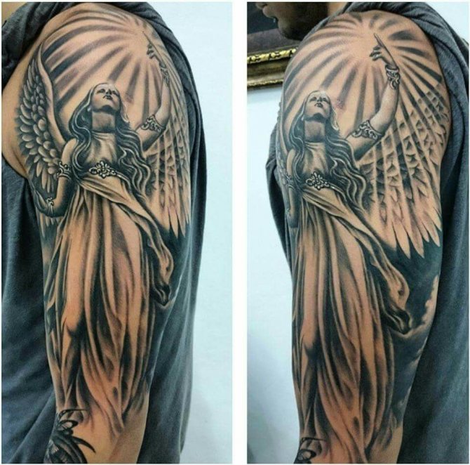 Tatouage d'un ange gardien
