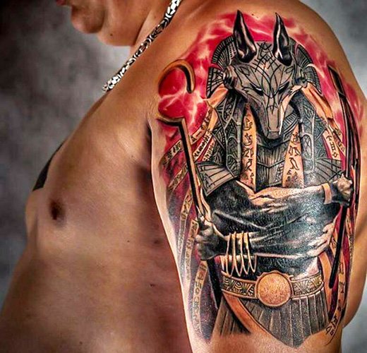 Tatouage d'Anubis, le dieu de l'Égypte. Signification, motifs, photo-tatouages pour hommes et femmes