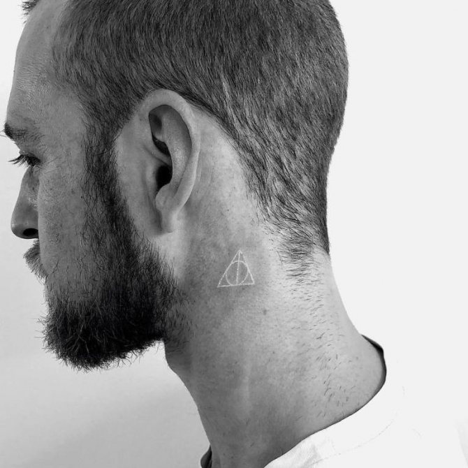 Tatouage blanc