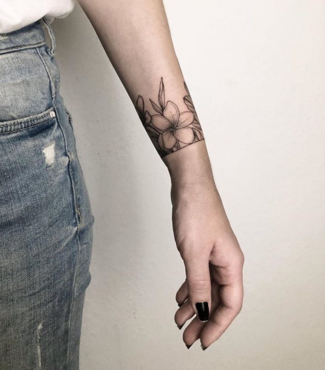bracelet de tatouage
