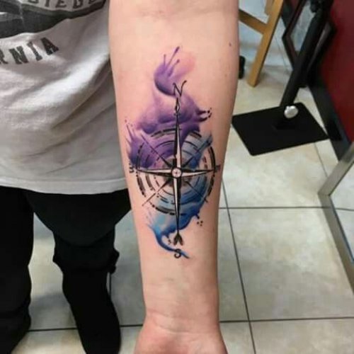 tatouage rose coloré