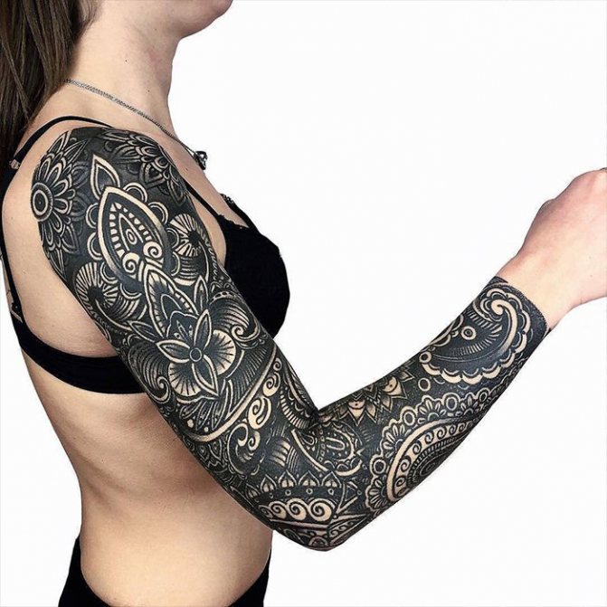 Tatouage sur l'avant-bras pour les filles