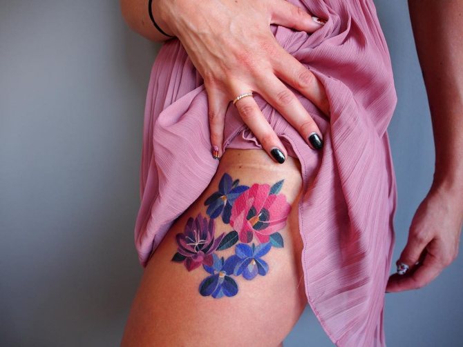 Tatouage pour filles style aquarelle photo 19