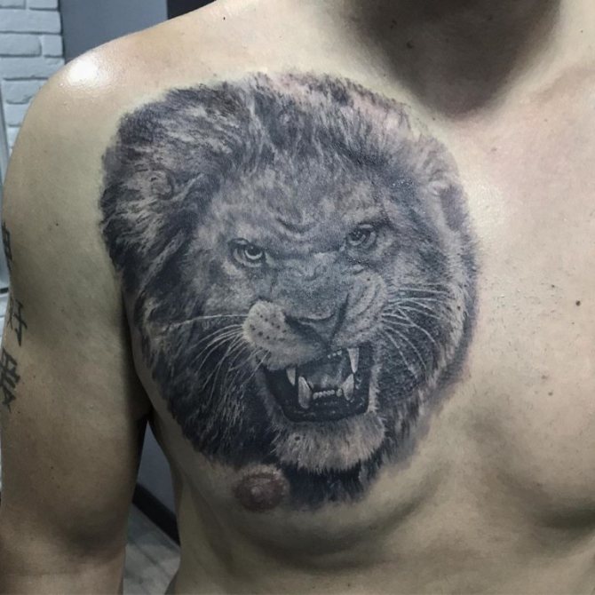 tatouage à recouvrement