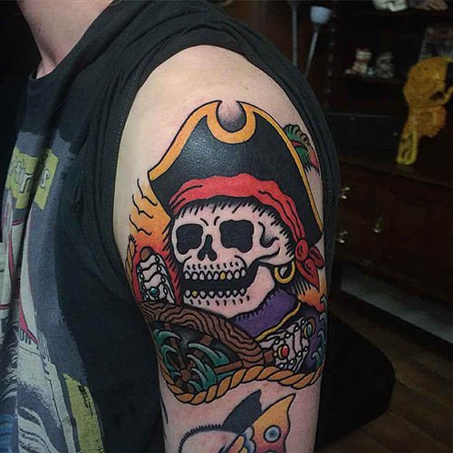 Tatouage de Jack Sparrow sur le bras, le dos, l'épaule. Photo, significations