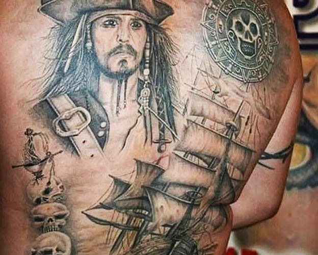Tatouage de Jack Sparrow sur le bras, le dos, l'épaule. Photo, significations