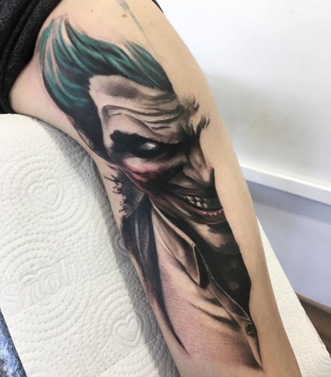 tatouage joker