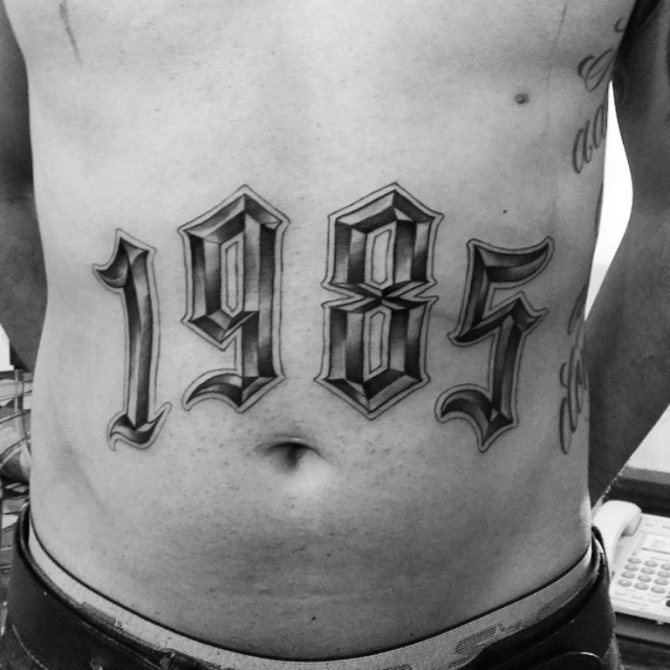 année de naissance du tatouage