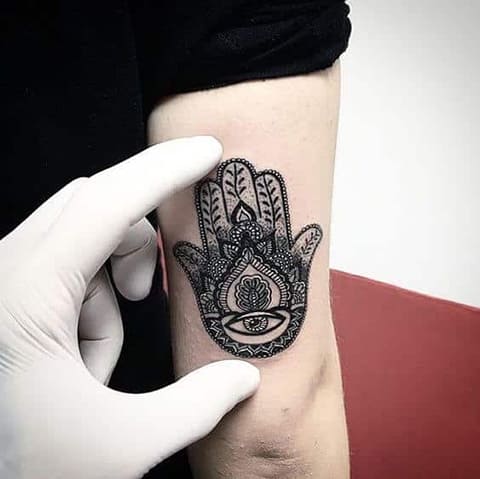 Tatouage sur le bras