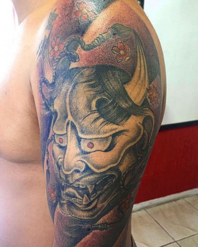 tatouage hanya