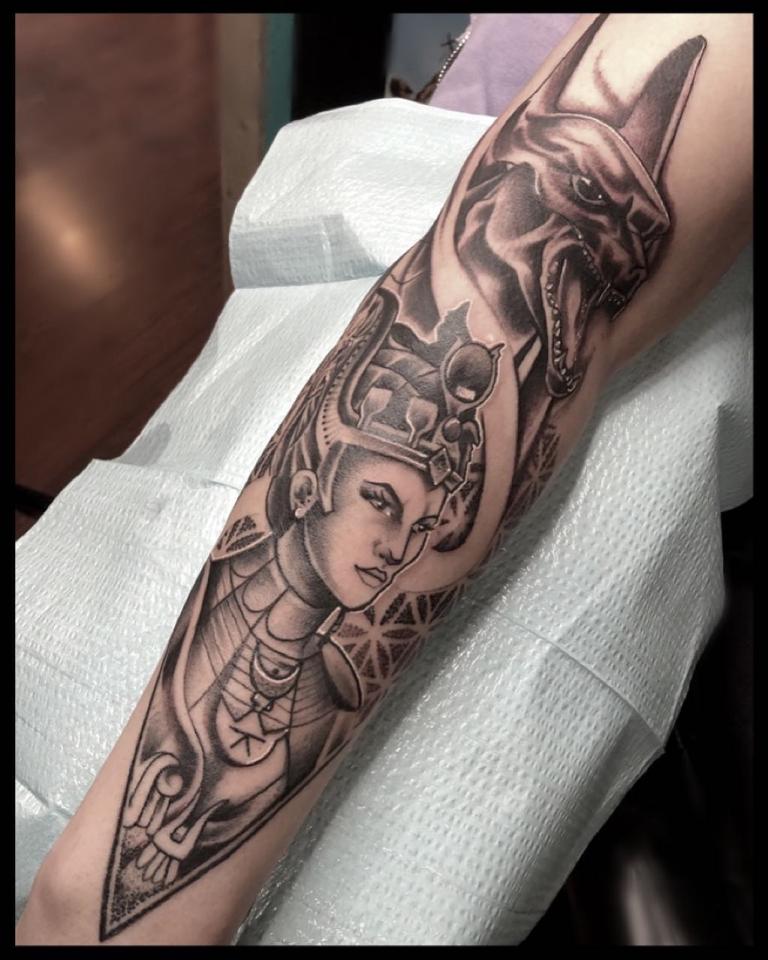 tatouage isis