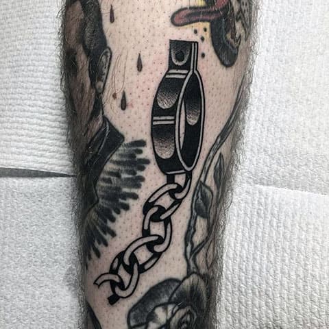 Manches de tatouage