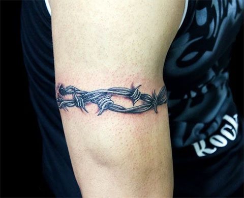 Tatouage de fils barbelés