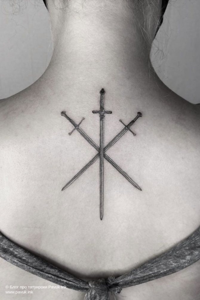 tatouage d'épée 25