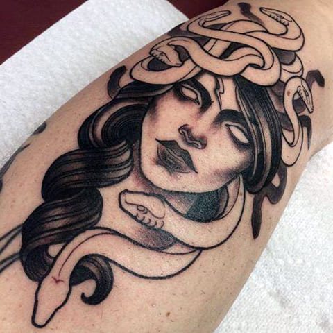 Tatouage Médusa Gorgone
