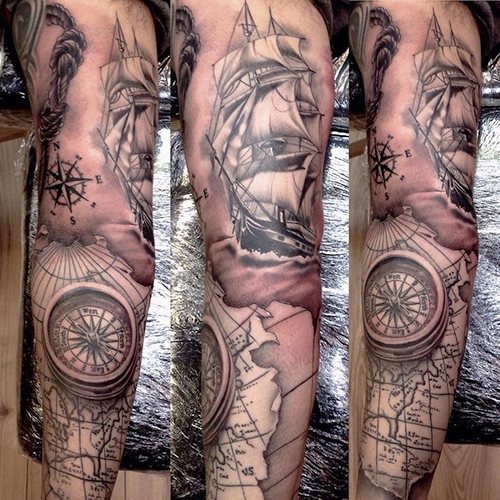 Tatouage avec thème nautique. Photos, croquis, manchon sur les jambes, les bras, les mollets, le dos, le poignet, sens