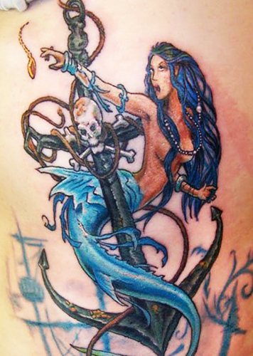 Tatouage avec thème nautique. Photos, croquis, manchon sur les jambes, les bras, les mollets, le dos, le poignet, sens
