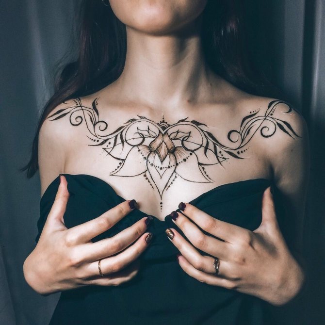 Tatouage de la poitrine photo 17