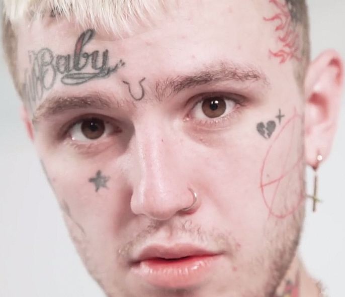 tatouages sur le front, idées