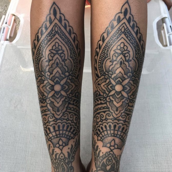 Tatouage sur les jambes des filles