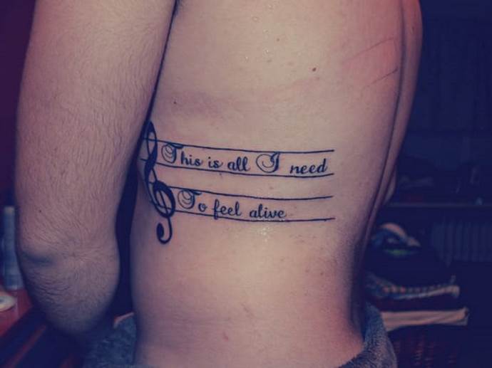 Tatouage de côtes