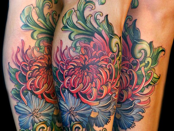 Tatouage de chrysanthème sur le bras