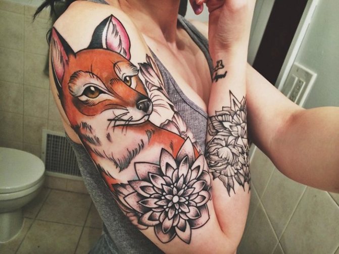 Tatouage fée renard sur le bras