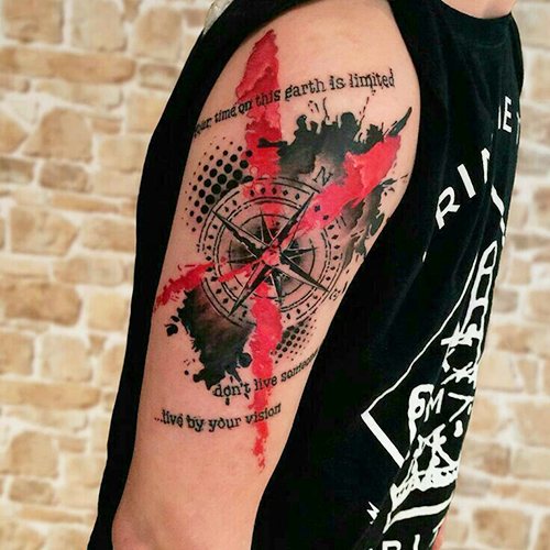 Tatouage sur le bras d'un homme avec une signification, sens, inscriptions avec traduction motifs slaves, latins, celtiques