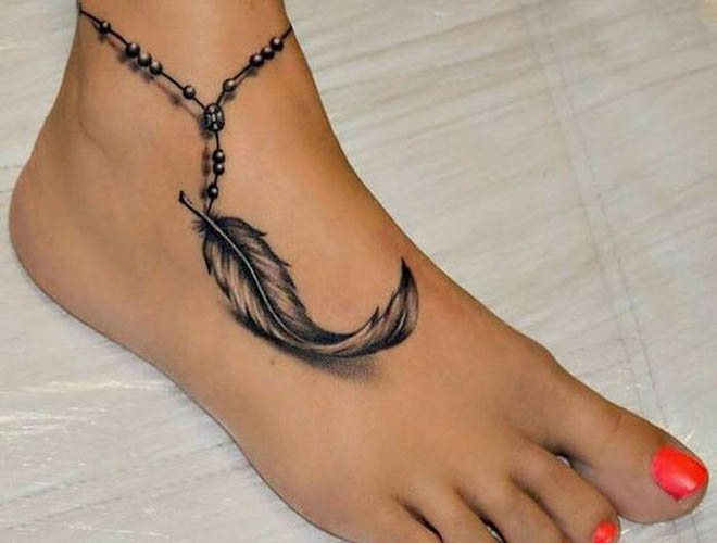 Tatouage féminin à la cheville avec signification. Image, signification