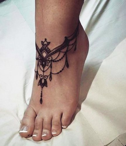 Tatouage féminin à la cheville avec signification. Photo, signification
