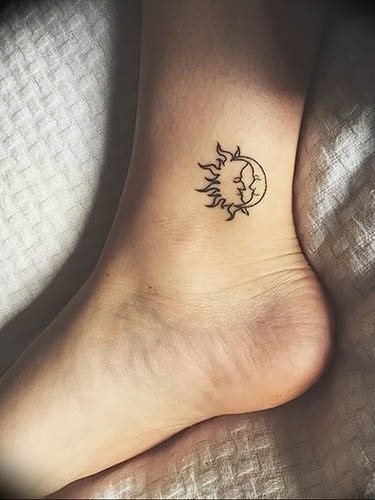 Tatouage féminin à la cheville avec signification. Photo, signification