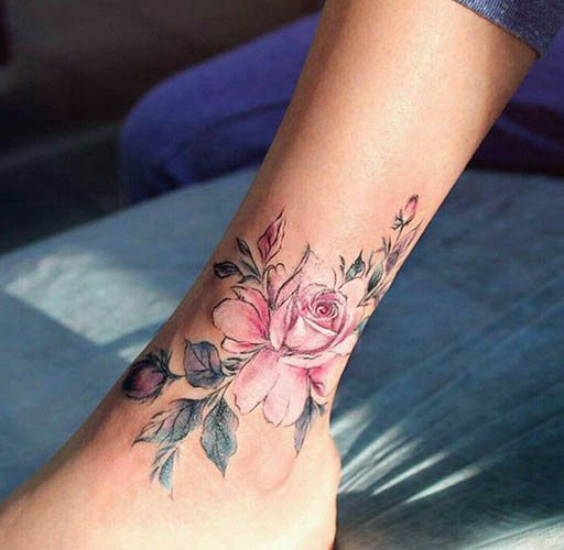 Tatouage féminin à la cheville avec signification. Photo, signification